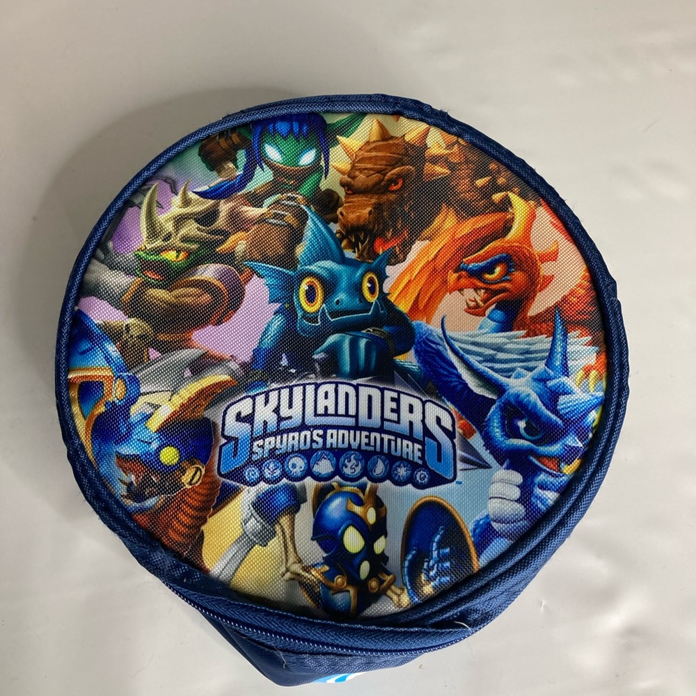 Skylanders round figure storage box